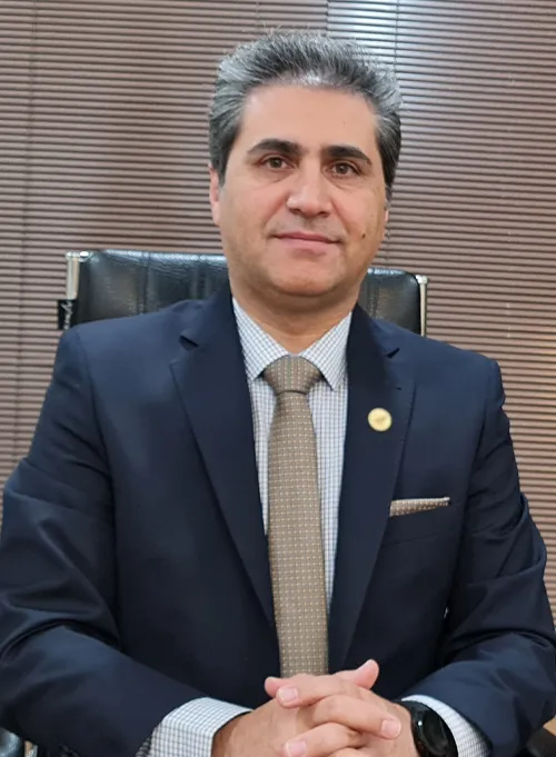 دکتر حمیدرضا سالاری موسس و مدیر عالی دکتر بازار